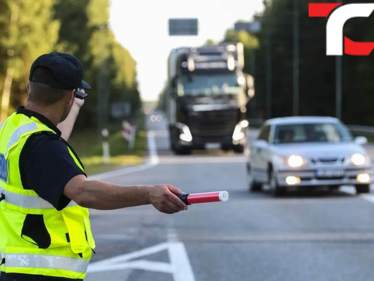 Do Motorway Traffic Police Have Speed Cameras?